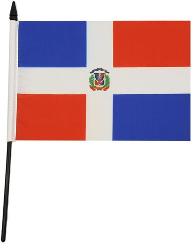 علم طاولة جمهورية الدومينيكان من AZ FLAG مقاس 5 بوصة × 8 بوصة - علم مكتب الدومينيكان مقاس 21 × 14 سم - عصا وقاعدة بلاستيكية سوداء in Kuwait