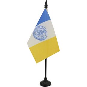 علامة طاولة مدينة نيويورك 4 '× 6' - American - USA Desk Flag 15 × 10 سم - عصا بلاستيكية سوداء - علم AZ