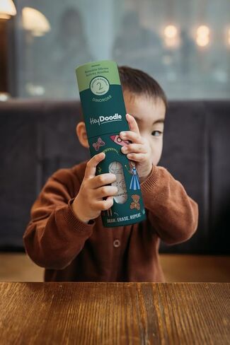 Mini Doodle Mat for Toddlers & Kids - Mess Free ومسحة من أجل التعلم الأبجدي والكتابة والتلوين - لا حصيرة حرفة قابلة لإعادة الاستخدام للأعمار 3-7 (Mini Dino Roar) in Kuwait