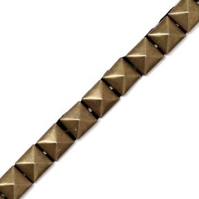 2 ياردة 10 مم (3/8 '') Hot Fix Pyramid Stud Dailhead Trim ، trim metal-on-on dail rem ، tr-11013 (Gold)