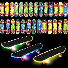 30 PCS Mini Finger Fingloards LED Fingerboard Hand Skatboard تضيء ألعاب إصبع التزلج للرياضة للرياضات الإبداعية الحفلات الحفلات ، 3 ألوان