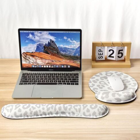 Seorsok Cute Mouse Pad with Wrist Support Keyboard Wrist Rest Set,Ergonomic Mouse Pad with Non-Slip Base for Office Gaming Working Computers,Easy Typing & Pain Relief Mouse Mat,Fruit&Orange in Saudi Arabia