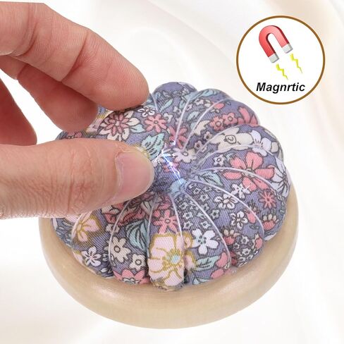 وسائد دبوس Harfington مع دبابيس خياطة 50 PCS ، إبرة لطيفة النمط الياباني وسادة الإبرة حامل القاعدة المغناطيسية العليا الخشبية لخياطة الإبرة اللحف DIY الحرف ، الأزهار الرمادية in Saudi Arabia