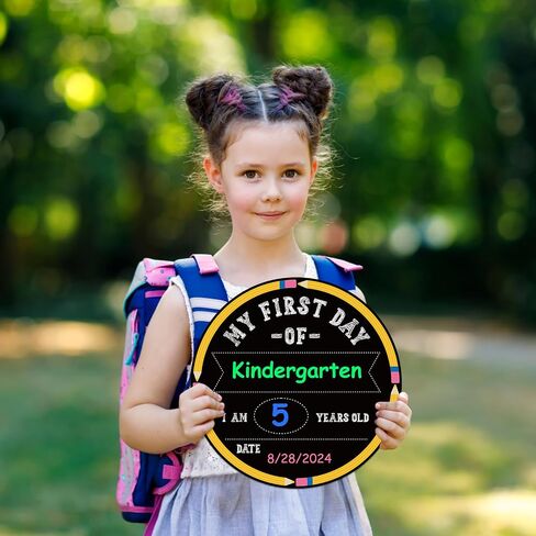 Petcee First and Last Day of School Chalkboard - 9.5 "× 12" العودة إلى لوحة المدرسة لتوقيع اليوم الأول من اليوم من هدايا صور رياض الأطفال في مرحلة ما قبل المدرسة للأطفال فتيات الفتيات in Kuwait