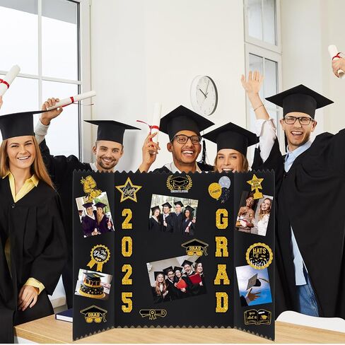 4 مجموعة مجموعة صور التخرج لوحة 24 "× 16" لوحة ملصقات Trifold مع 12 ملصقات تخرج تحت عنوان لعام 2025 الحزب غراد ديكور صورة الإطارات الإطارات الإطارات (الذهب الأسود) in Kuwait