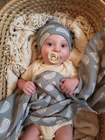 Miaoberry Organic Muslin Baby Swaddle Blanket and Hat Set Newborn Unisex Neutral Boy Girl| Boho Rainbow |Photo Props Birth Announcement Card in Saudi Arabia