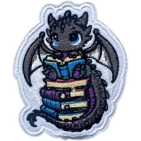 Book Dragon Patch ، 3 بوصات خياطة على الحديد على بقع الخيال الكتب التنين بقع التطريز لحقائب الظهر على ظهرها قبعات الجينز ، التصحيح المطرز ، الحديد DIY على التصحيح لعشاق الكتب