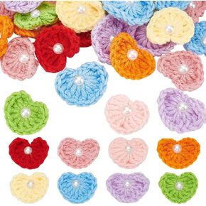 Fingerinspire 32 pcs 8 ألوان اللؤلؤ الكروشيه القلب 1.0x1.3 بوصة من الصوف على شكل قلب خياطة على بقع الكروشيه ، مصغرة يدويًا يدويًا.
