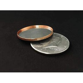 Sumag 1 PC Magnetic Shell Shell Magic Tricks (نصف الدولار) تظهر العملات المعدنية المتناثرة السحرية للمشاركة في ملحقات Magicians عن قرب أوهام الدعائم وسيلة للتحايل