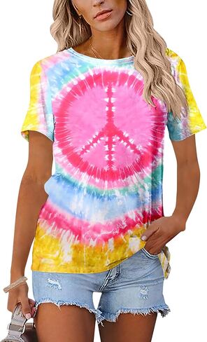 Peace Sign Love T-Shirt for Women Flower Graphic Shirt Hippie Short Sleeve 60s 70s Shirt Inspirational Tee Tops in Saudi Arabia