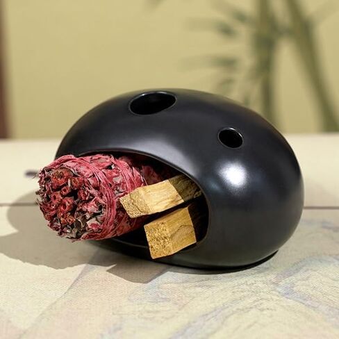 حامل بالو سانتو in Kuwait