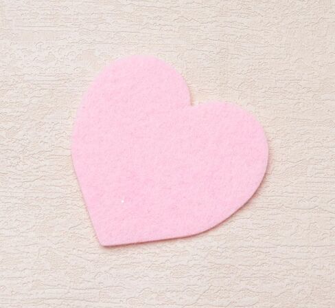 50 Pcs Felt Heart Cutout for Valentine’s Day Large 5 CM Cute Heart Embellishments for Wedding Decoration Scrapbooking Sewing Crafting Project (Pink) in Saudi Arabia