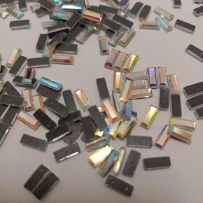 Finstone Rhinestons Hotix ، الحديد على أحجار الراين (Crystal AB ، مستطيل 2.5 × 7 مم ، 1000 قطعة/PKG)