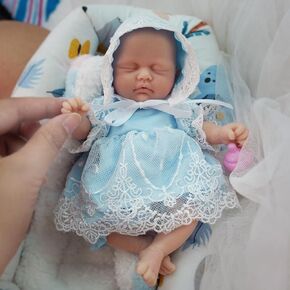 7 "فتاة micro preemie كاملة الجسم دمية طفل سيليكون ， دمية حديثي الولادة واقعية دمية مصغرة للطفل مصغرة مع إكسسوارات التغذية