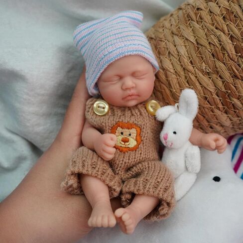 7" Girl Micro Preemie Full Body Silicone Baby Doll ，Realistic Newborn Baby Doll Real Life Miniature Baby Doll with Feeding Accessories in Kuwait