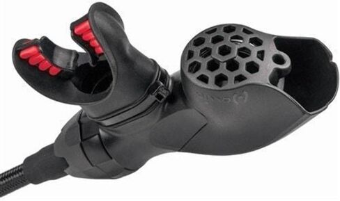 Hollis DC7 500SE Yoke Regulator With Maxflex Hose in Kuwait