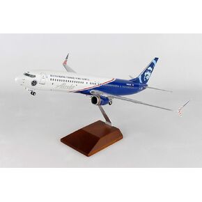 Daron Alaska 737-900 1/100 Veterans w/Wood & Gear SKR8267