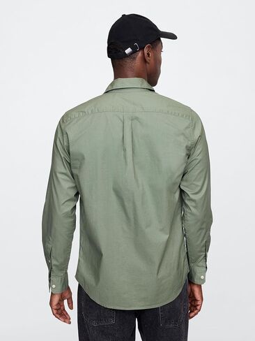 GAP Men's Standard Fit Stretch Poplin Long Sleeve Button Down Shirt in Saudi Arabia
