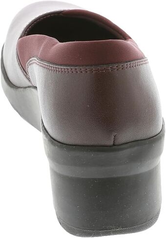 Clarks Women's Suttyn Walk in Saudi Arabia