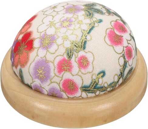 Harfington Pin Cushion قاعدة خشبية على الطراز الياباني حامل إبرة Pincushion لخياطة خياطة الإبرة الحرفية DIY ، نمط الأزهار البيضاء in Saudi Arabia