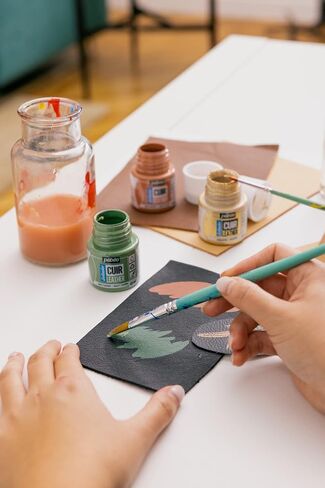 PEBEO Setacolor Leather Fabric Marker, 14,5 x 1,5 cms, Sage Green in Kuwait