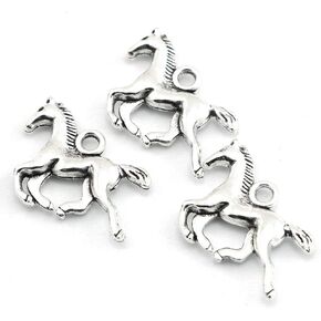 50pcs سحر حصان المعلقات سبيكة سوار DIY المجوهر