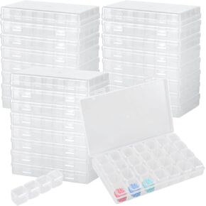 24 PCS Bead Box منظمو ، منظمي الخرز الشفافة مع 28 فتحة للتخزين المنظم ، وحاويات أجزاء المجوهرات البلاستيكية مع ملصقات ، مثالية للعناصر الصغيرة والحرف اليدوية