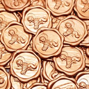 Qingning Golden Angel Wax Seal Sticker 50pcs مثالية لدعوات الزفاف ، عيد الميلاد ، ملصقات تغليف الهدايا للمظاهر ملصقات Royal Gold