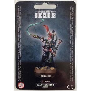 ألعاب ورشة عمل Warhammer 40،000 Dark Eldar Succubus Miniature