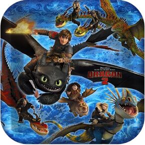 Hallmark كيفية تدريب لوحات الغداء 9 "Dragon 9" (8 عبوات)
