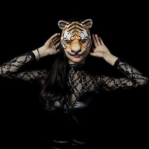 1Pcs Halloween Tiger Half Face Mask Tiger Animal Mask for Easter Halloween Christmas Masquerade Party Costume Cosplay Props in Kuwait