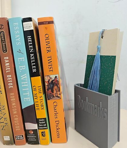 الكتاب على شكل إشارة مرجعية حامل مكتب مكتب الإشارة المرجعية الحلي هدية لأصدقاء ديكور ديكور هدايا مخصصة تخزين مربع للإشارة المرجعية (شفافة) in Kuwait