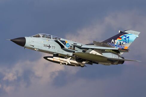 Revell 03842 Tornado Assta 3.1 1:72 مقياس طراز بلاستيكي غير مبني/غير مصقول in Saudi Arabia