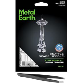 حزمة طراز Metal Earth Seattle Space 3D Model Kit Backtle مع ملاقط السحر