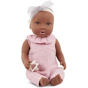 Lullababy - دمية طفل واقعية مقاس 14 بوصة - عيون بنية وجسم ناعم - الطائر الوردي ، عقال وعصا الإكسسوارات - تلعب التظاهر - ألعاب الأطفال الأعمار في سن الرابعة والأعلى - دمية الطفل - بلدي