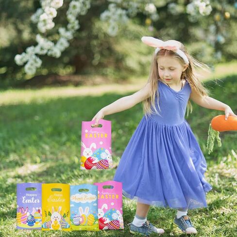 Jocomoni 100Pcs Graduation Goodie Bags Treat Bags Congrats Grad Plastic Candy Treat Bags with Handle Gift Bag for 2026 Graduation Party Favors Supplies in Kuwait