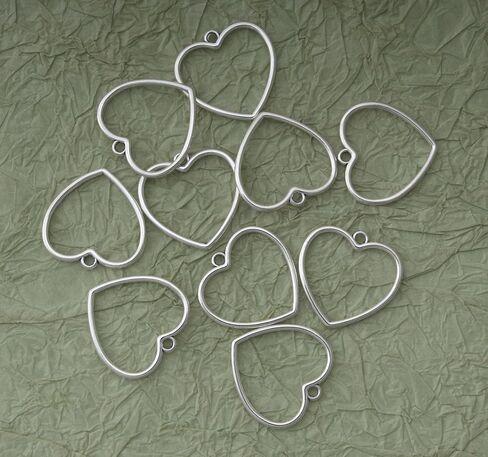 50 PCS Hollow Heart 2.5 × 2.5 سم معلقات إطار إطار مفتوحة خمر اللوازم الصغيرة اللطيفة للنساء للنساء المجوهرات التي تصنع راتنج راتنجات سوار قلادة زهرة مضغوطة in Kuwait
