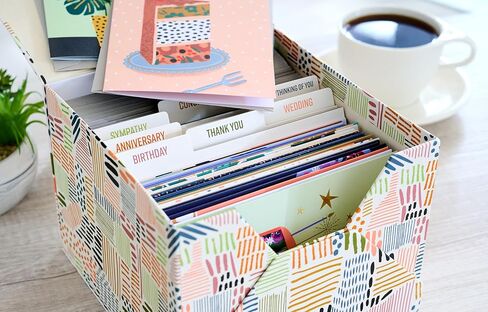 تحيات أمريكية جميع المناسبات المتشددة لبطاقة ديلوكس مع الأظرف وصندوق التخزين (60 مترًا) in Kuwait