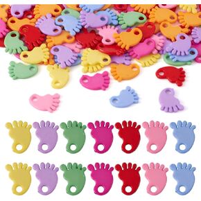 PANDAHALL 100PCS ملونة أكريليك الأطفال سحر طباعة طباعة القدمين المعلقات مختلطة طاولة ملونة مبعثر حبات سحر فضفاضة لمجوهرات استحمام الطفل تصنيع لوازم دييك الحفلات ديي
