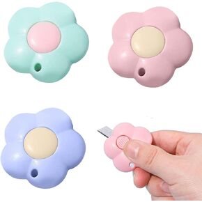 3 Pcs Flower Desks Letter Openers, Daisy Shaped Box Cutter, Mini Utility Knives, Multifunction Retractable Letter Opener Paper Envelope Cutter, Friendly Package Box Opener for Cutting Card Paper