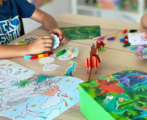 Totally Dinosaurs Dino-Tastic Activity Set with 30 Activities in Keepsake Box in Saudi Arabia