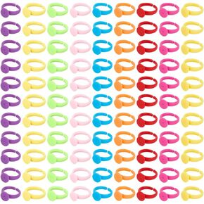 Sunnyclue 200pcs Cabochon Ring Blanks قابلة للتعديل حلقات فارغة ملونة أكريليك مفتوحة إصبع قواعد أصابع الإعدادات صينية مكونات مع وسادة مستديرة 9 مم لصنع الحلقات DIY الحرف الإمدادات