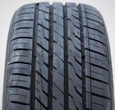 إطار Arroyo GRAND SPORT A-S نصف قطري لجميع المواسم 245/40R17 95W in Kuwait