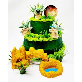 The Mandalorian Child Grogu Baby Yoda Cake Topper الذي يضم Grogu وملحقات ذات طابع MyCt354LP 0