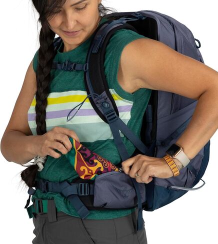 Osprey Tempest 22L Women's Lightweight Backpack مع Hipbelt ، Black/Coal Gray in Kuwait
