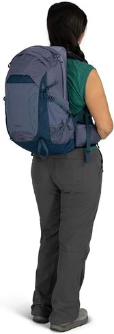 Osprey Tempest 22L Women's Lightweight Backpack مع Hipbelt ، Black/Coal Gray in Kuwait