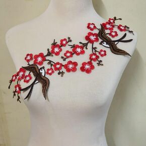 1PAIR QUINK SAKURA FLOWER EMBROIDERY IRON على بقع زين (حمراء H)