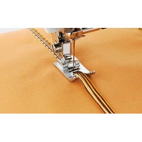 الأخ SA158 7MM Cording Foot 7 Hole