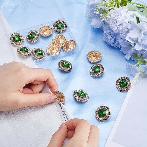 Gorgecraft 16pcs أزرار شانك رينستون 24 ملم أزرار الزمرد الفاتحة الفاتحة مربعة مربعة قطع أحجار الرهان خمر أزرار معطف المعادن المعدنية المجوفة للزيو in Kuwait