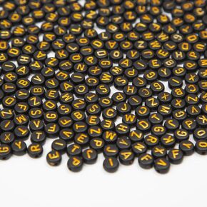 1000pcs 4x7mm خطاب جولة حبات الاكريليك الأبيض مع الحروف الفضية الأبجدية لتصنيع المجوهرات أساور الصداقة (فضية بيضاء)